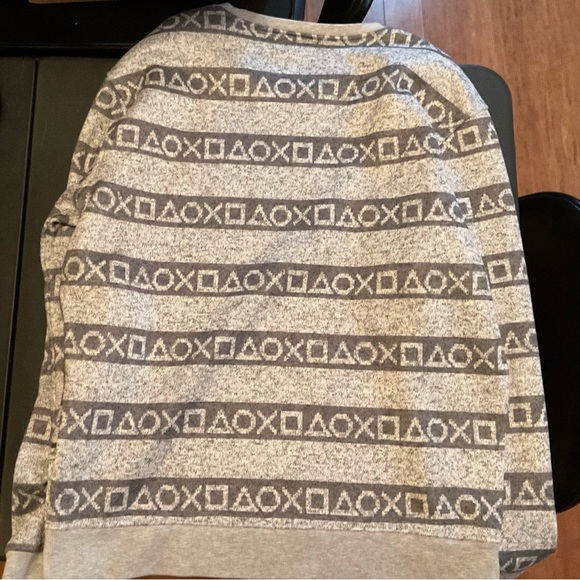 Sony PlayStation Themed Gray Crewneck Sweater Size L - Picture 5 of 5